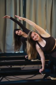 Pia Studio étirements